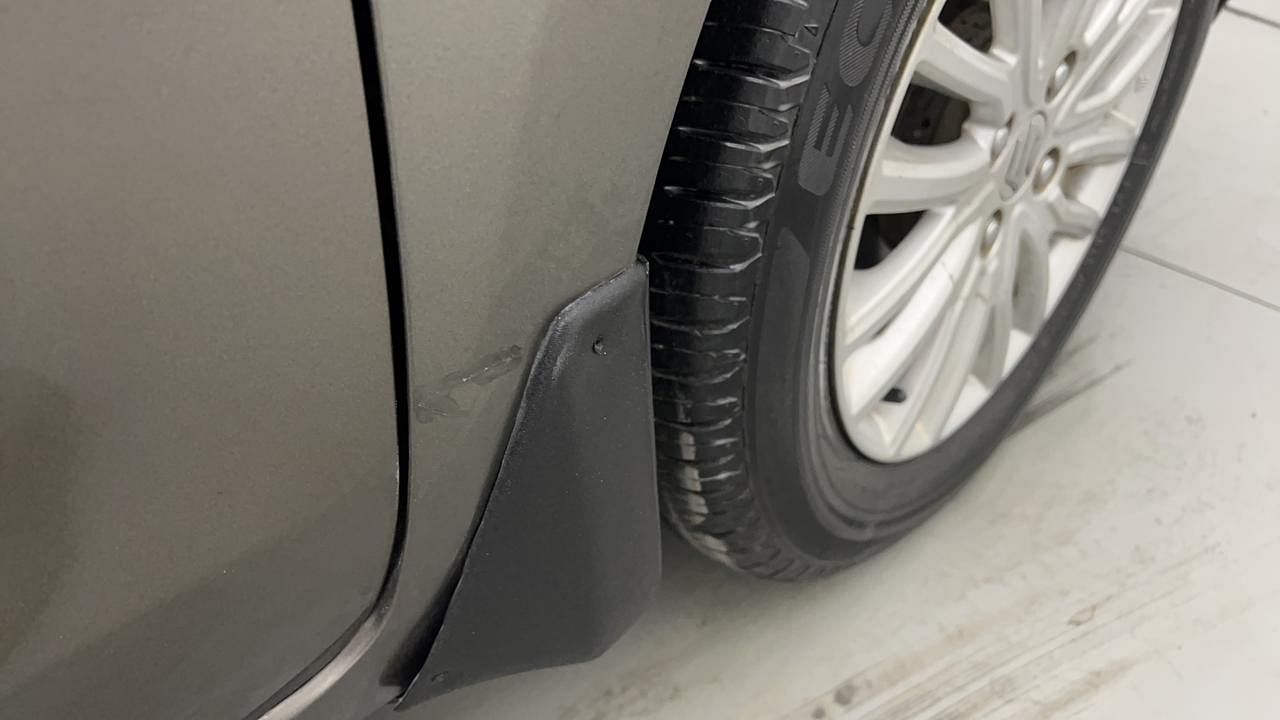 Used 2021 maruti-suzuki Dzire ZXI Petrol Manual dents MINOR SCRATCH