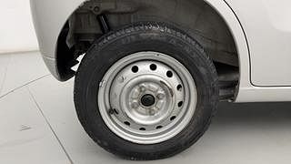 Used 2012 Maruti Suzuki Wagon R 1.0 [2010-2013] LXi CNG Petrol+cng Manual tyres RIGHT REAR TYRE RIM VIEW