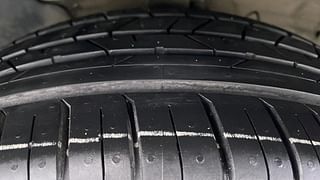 Used 2018 Hyundai Verna [2017-2020] 1.6 VTVT SX (O) Petrol Manual tyres LEFT FRONT TYRE TREAD VIEW