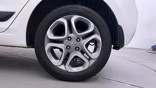 Used 2019 Hyundai Elite i20 [2018-2020] Asta (O) CVT Petrol Automatic tyres LEFT REAR TYRE RIM VIEW