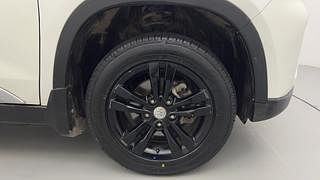 Used 2021 Maruti Suzuki Vitara Brezza [2020-2022] LXI Petrol Manual tyres RIGHT FRONT TYRE RIM VIEW