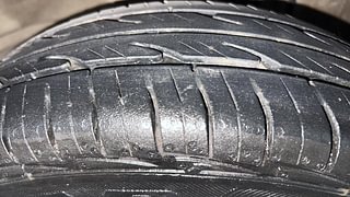 Used 2012 Maruti Suzuki Alto 800 [2012-2016] Lxi Petrol Manual tyres LEFT FRONT TYRE TREAD VIEW