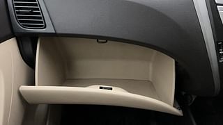 Used 2015 Hyundai Eon [2011-2018] Magna Petrol Manual top_features Glove compartment