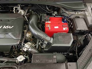Used 2017 Hyundai Creta [2015-2018] 1.6 SX (O) Diesel Manual engine ENGINE LEFT SIDE VIEW