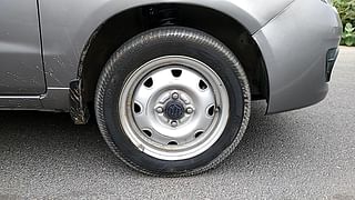 Used 2014 Maruti Suzuki Alto K10 [2010-2014] LXi Petrol Manual tyres RIGHT FRONT TYRE RIM VIEW