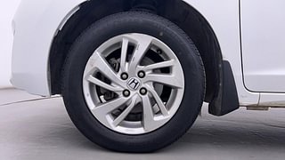 Used 2018 honda Jazz V Petrol Manual tyres LEFT FRONT TYRE RIM VIEW