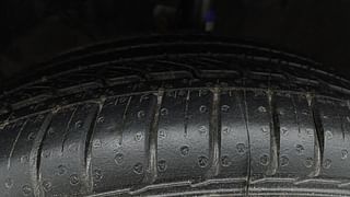 Used 2016 Maruti Suzuki Baleno [2015-2019] Alpha Diesel Diesel Manual tyres LEFT FRONT TYRE TREAD VIEW