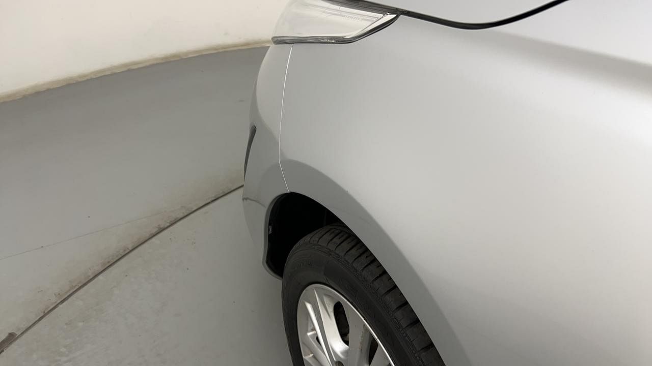 Used 2018 Toyota Yaris [2018-2021] V CVT Petrol Automatic dents MINOR SCRATCH