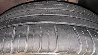 Used 2021 Hyundai Venue [2019-2022] SX 1.0 (O) Turbo iMT Petrol Manual tyres RIGHT FRONT TYRE TREAD VIEW