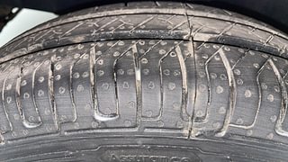 Used 2013 Hyundai i10 [2010-2016] Magna 1.2 Petrol Petrol Manual tyres LEFT FRONT TYRE TREAD VIEW