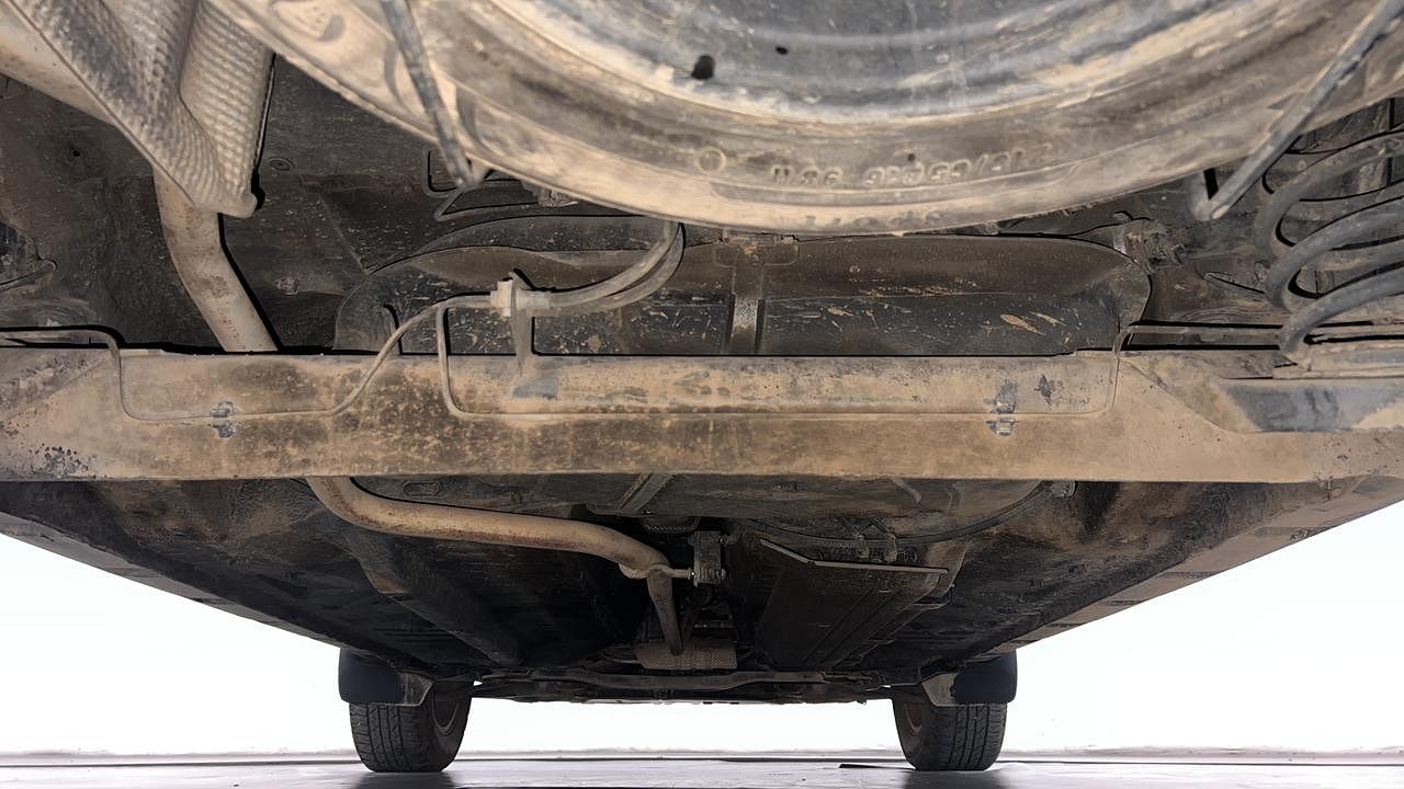 Used 2016 Renault Duster [2015-2019] 85 PS RXS MT Diesel Manual extra REAR UNDERBODY VIEW (TAKEN FROM REAR)