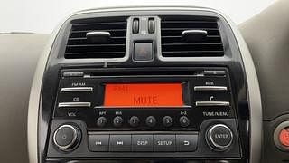Used 2016 Nissan Micra [2013-2020] XV CVT Petrol Automatic top_features Integrated (in-dash) music system