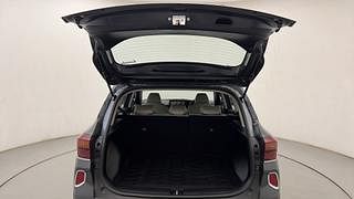 Used 2019 Kia Seltos HTX G Petrol Manual interior DICKY DOOR OPEN VIEW
