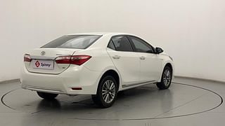 Used 2015 Toyota Corolla Altis [2014-2017] VL AT Petrol Petrol Automatic exterior RIGHT REAR CORNER VIEW