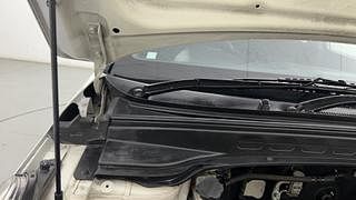 Used 2016 Hyundai Creta [2015-2018] 1.6 SX Plus Auto Petrol Petrol Automatic engine ENGINE RIGHT SIDE HINGE & APRON VIEW