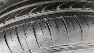 Used 2013 Toyota Corolla Altis [2011-2014] G Diesel Diesel Manual tyres LEFT REAR TYRE TREAD VIEW
