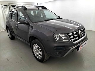 Used 2019 renault Duster 85 PS RXS MT Diesel Manual exterior RIGHT FRONT CORNER VIEW
