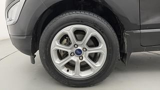 Used 2021 Ford EcoSport [2020-2021] Titanium + 1.5L Ti-VCT AT Petrol Automatic tyres LEFT FRONT TYRE RIM VIEW