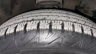 Used 2017 Mahindra TUV300 [2015-2020] T8 mHAWK100 Diesel Manual tyres RIGHT FRONT TYRE TREAD VIEW