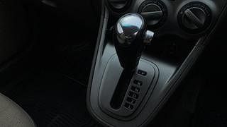 Used 2011 Hyundai i10 [2010-2016] Sportz AT Petrol Petrol Automatic interior GEAR  KNOB VIEW