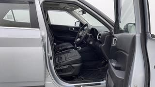 Used 2019 Hyundai Venue [2019-2020] SX 1.4 CRDI Diesel Manual interior RIGHT SIDE FRONT DOOR CABIN VIEW