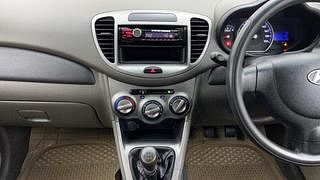 Used 2012 Hyundai i10 [2010-2016] Magna Petrol Petrol Manual interior MUSIC SYSTEM & AC CONTROL VIEW