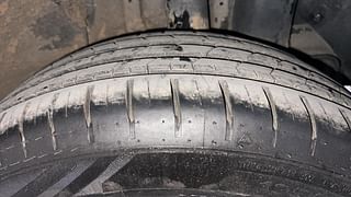 Used 2014 Hyundai Elite i20 [2014-2018] Asta 1.4 CRDI Diesel Manual tyres LEFT REAR TYRE TREAD VIEW