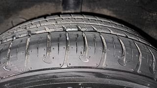 Used 2017 Hyundai Grand i10 [2017-2020] Sportz (O) AT 1.2 Kappa VTVT Petrol Automatic tyres RIGHT REAR TYRE TREAD VIEW
