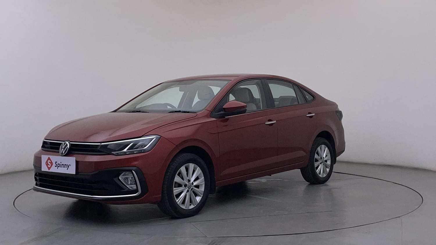 LEFT FRONT CORNER VIEW