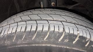 Used 2020 Maruti Suzuki Baleno [2019-2022] Sigma Petrol Petrol Manual tyres RIGHT FRONT TYRE TREAD VIEW