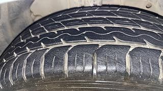 Used 2016 Ford EcoSport [2015-2017] Trend+ 1.0L EcoBoost Petrol Manual tyres RIGHT FRONT TYRE TREAD VIEW