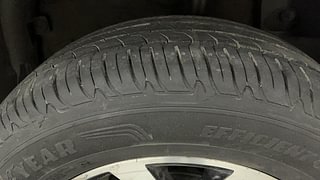 Used 2018 Nissan Terrano [2017-2020] XL D Plus Diesel Manual tyres LEFT REAR TYRE TREAD VIEW