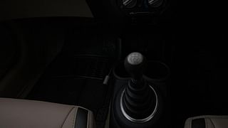 Used 2013 Honda Amaze [2013-2016] 1.2 VX i-VTEC Petrol Manual interior GEAR  KNOB VIEW