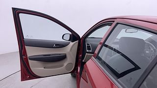 Used 2013 Hyundai i20 [2012-2014] Asta 1.4 CRDI Diesel Manual interior LEFT FRONT DOOR OPEN VIEW