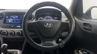 Used 2014 Hyundai Grand i10 [2013-2017] Magna 1.1 CRDi Diesel Manual interior STEERING VIEW