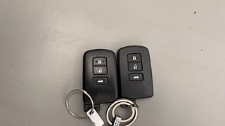 Used 2016 Toyota Corolla Altis [2014-2017] GL Petrol Petrol Manual extra CAR KEY VIEW