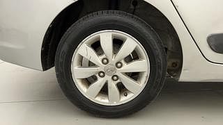 Used 2015 Hyundai Xcent [2014-2017] S (O) Petrol Petrol Manual tyres RIGHT REAR TYRE RIM VIEW