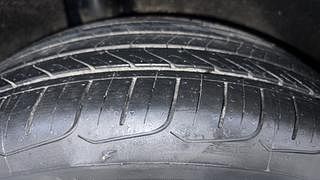Used 2018 Maruti Suzuki Baleno [2015-2019] Zeta Petrol Petrol Manual tyres RIGHT REAR TYRE TREAD VIEW