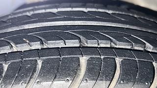 Used 2014 Hyundai Eon [2011-2018] Magna + Petrol Manual tyres RIGHT REAR TYRE TREAD VIEW