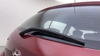Used 2010 Hyundai i20 [2008-2012] Asta 1.2 Petrol Manual top_features Rear wiper