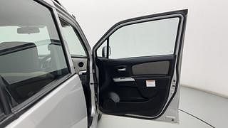 Used 2015 Maruti Suzuki Wagon R 1.0 [2013-2019] LXi CNG Petrol+cng Manual interior RIGHT FRONT DOOR OPEN VIEW