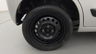 Used 2014 Maruti Suzuki Wagon R 1.0 [2010-2019] VXi Petrol Manual tyres RIGHT REAR TYRE RIM VIEW