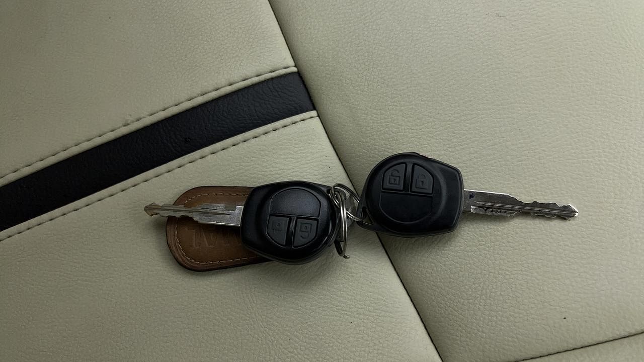 Used 2015 Maruti Suzuki Swift Dzire VXI Petrol Manual extra CAR KEY VIEW