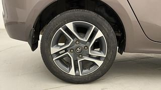 Used 2018 Tata Tigor [2017-2020] Revotron XZ(O) Petrol Manual tyres RIGHT REAR TYRE RIM VIEW