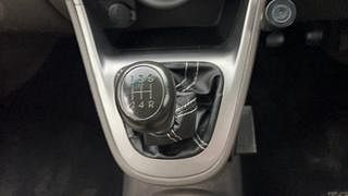Used 2016 hyundai i10 Magna 1.1 CNG (Outside Fitted) Petrol+cng Manual interior GEAR  KNOB VIEW