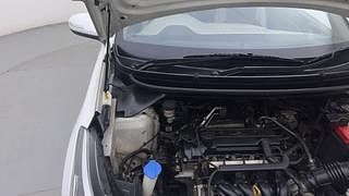 Used 2016 Hyundai Elite i20 [2014-2018] Sportz 1.2 Petrol Manual engine ENGINE RIGHT SIDE HINGE & APRON VIEW