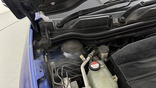 Used 2015 Maruti Suzuki S-Cross Alpha 1.6 Diesel Manual engine ENGINE RIGHT SIDE HINGE & APRON VIEW