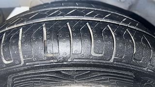 Used 2015 Hyundai Eon [2011-2018] Sportz Petrol Manual tyres RIGHT REAR TYRE TREAD VIEW