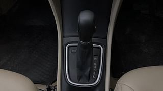Used 2017 maruti-suzuki Ciaz Zeta Petrol AT Petrol Automatic interior GEAR  KNOB VIEW
