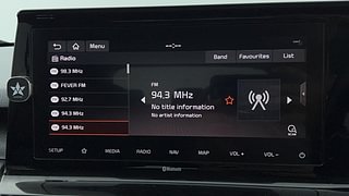 Used 2019 Kia Seltos [2019-2020] GTX Petrol Manual top_features Integrated (in-dash) music system